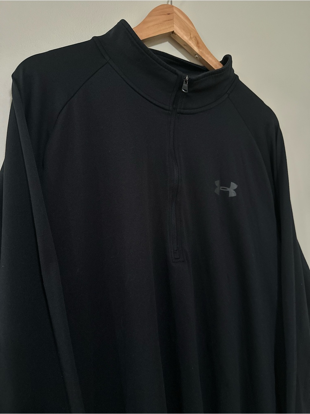 Under Armour Black Half-Zip Performance Pullover - Picture 2 of 5
